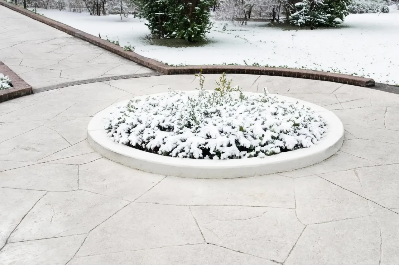 Heated walkway roundabout style in winter